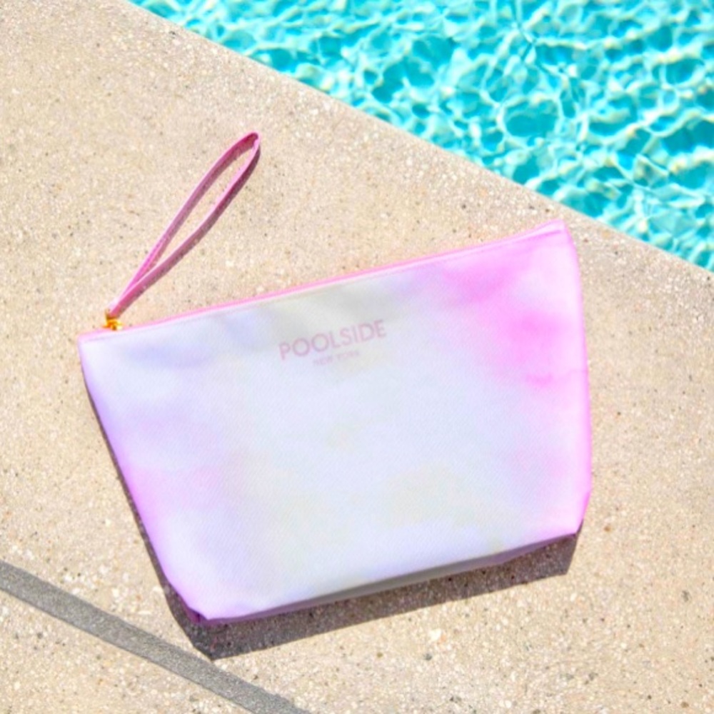 Trendy, tie-dye print water resistant pouch!